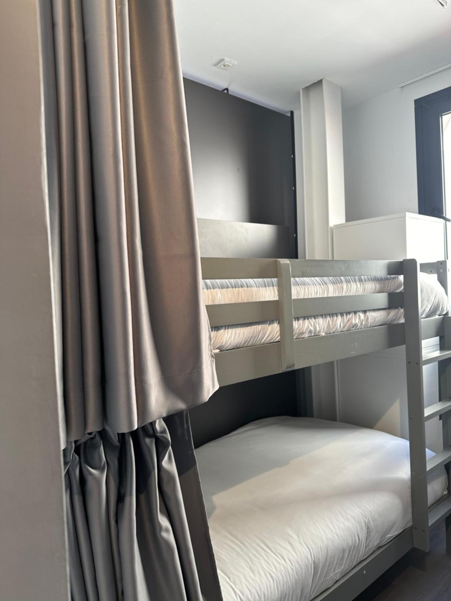 Hostel Alicante A-Cero Living ภายนอก รูปภาพ