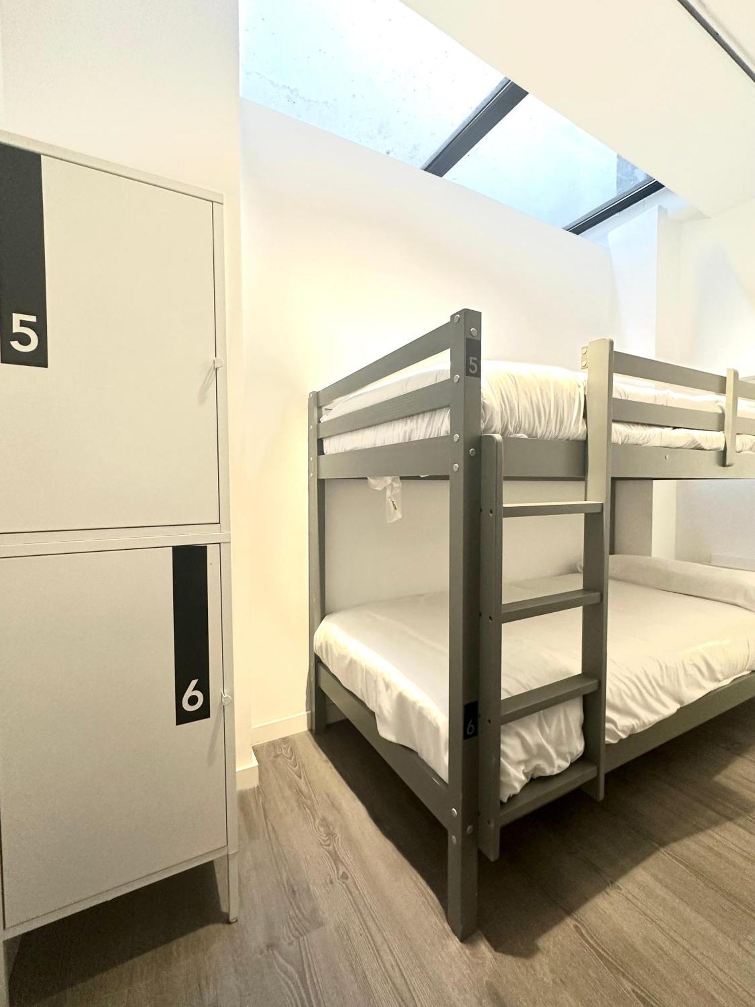 Hostel Alicante A-Cero Living ภายนอก รูปภาพ