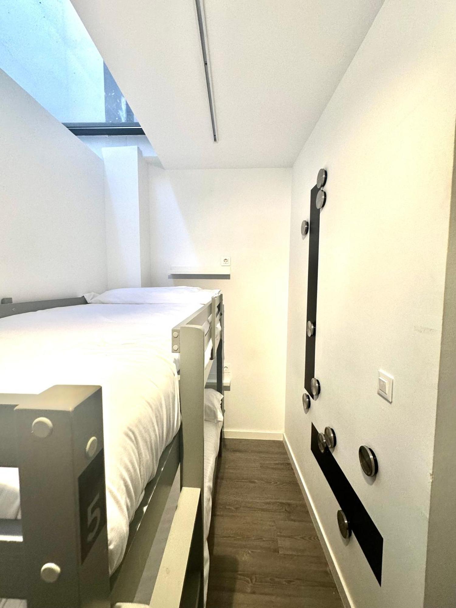 Hostel Alicante A-Cero Living ภายนอก รูปภาพ