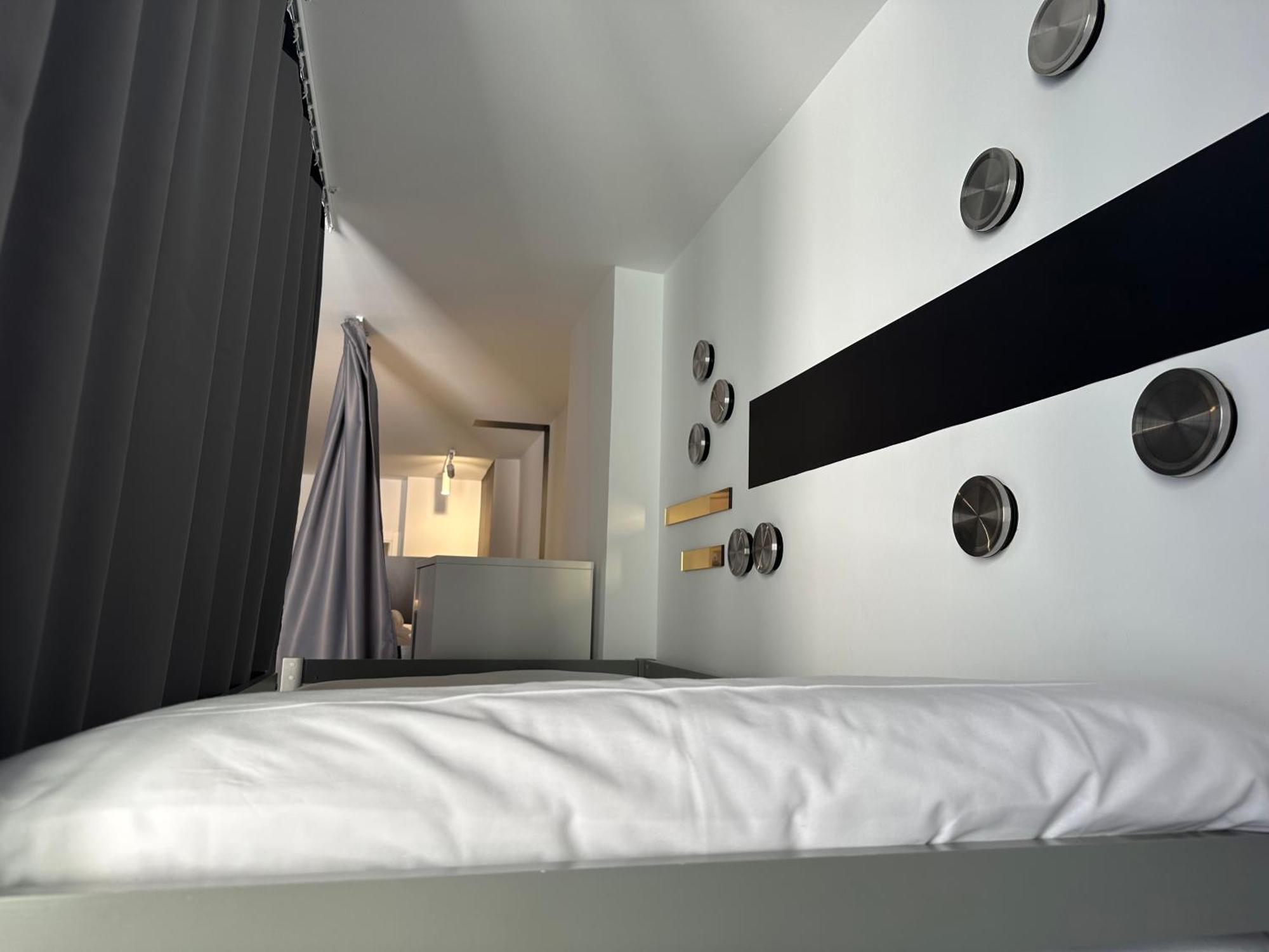Hostel Alicante A-Cero Living ภายนอก รูปภาพ